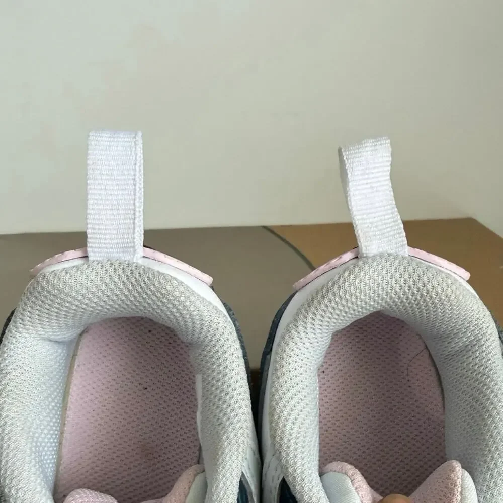 Nike Air Max 90 Easyon ‘White/Pink Toddler Sneakers- SZ 10 C